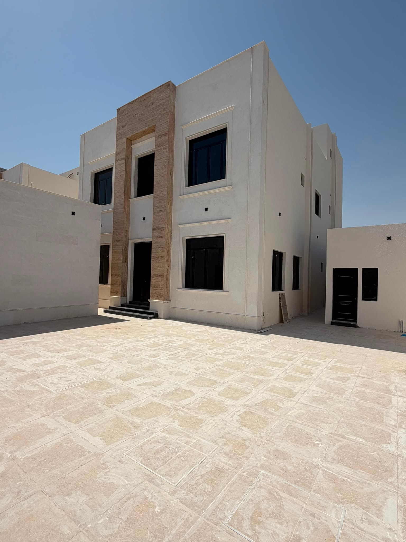 فيلا سكنية 7 غرف نوم للبيع في ام صلال علي