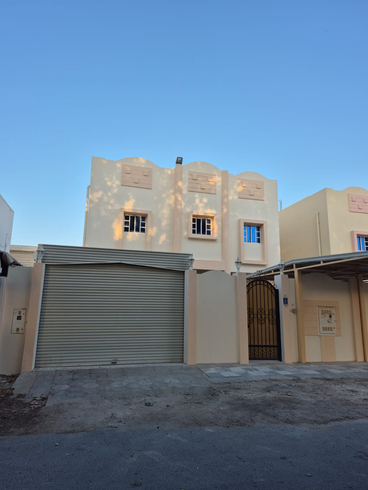 فيلا سكنية 7 غرف نوم للبيع في أبو هامور 