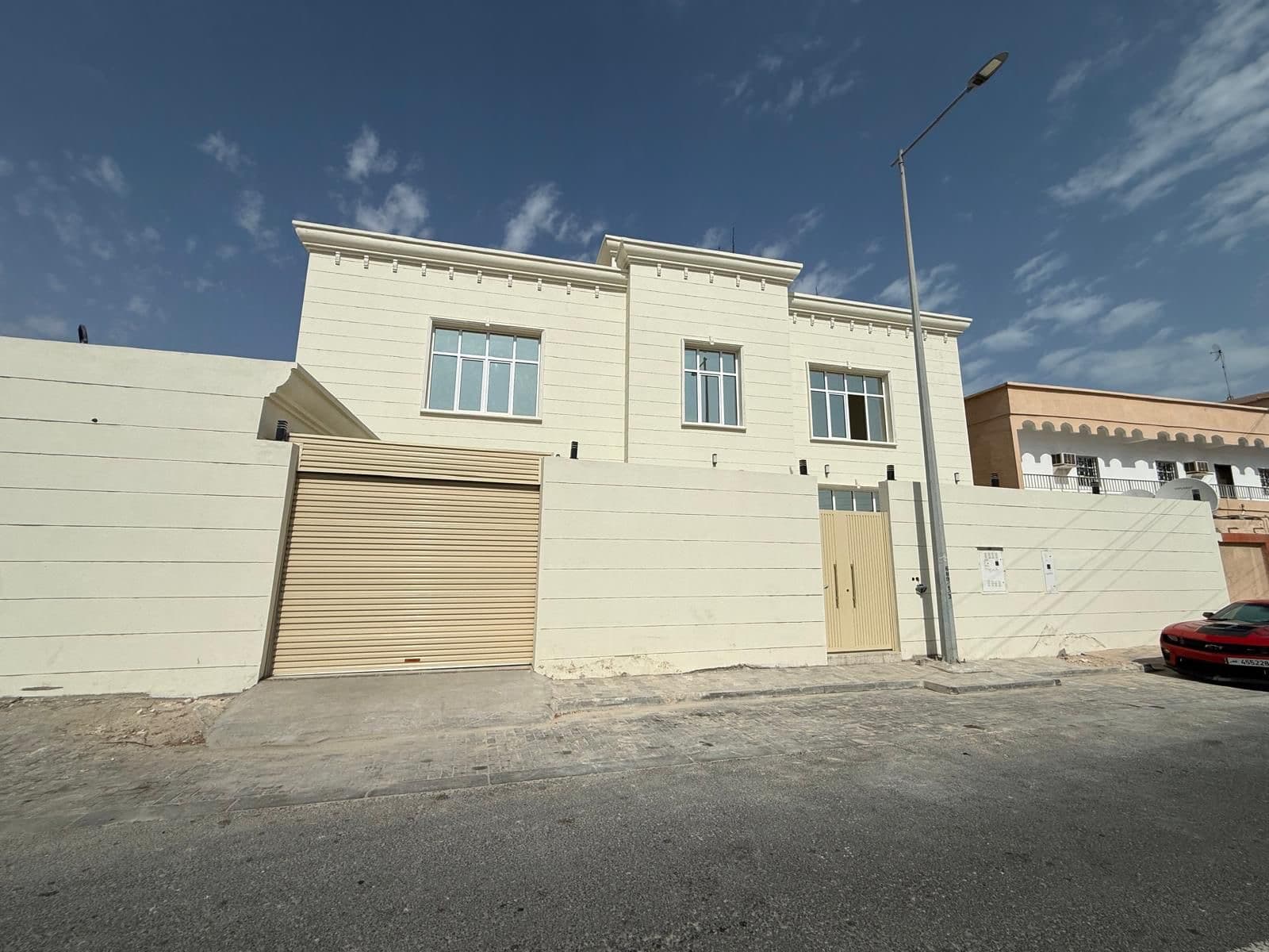 فيلا سكنية 7 غرف نوم للبيع في المطار