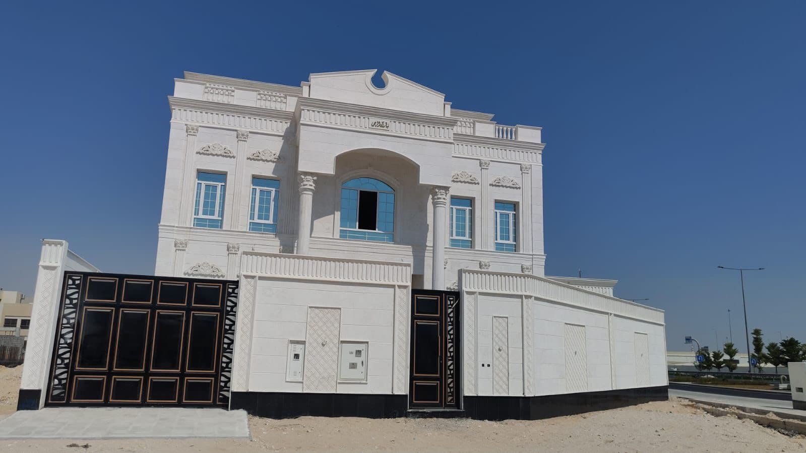 فيلا سكنية 8 غرف نوم للبيع في المشاف