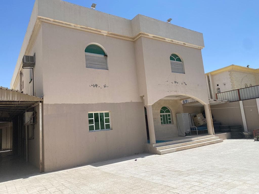 فيلا سكنية 7 غرف نوم للبيع في معيذر