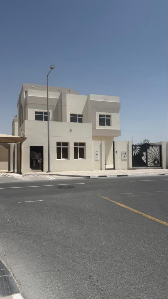فيلا سكنية 7 غرف نوم للبيع