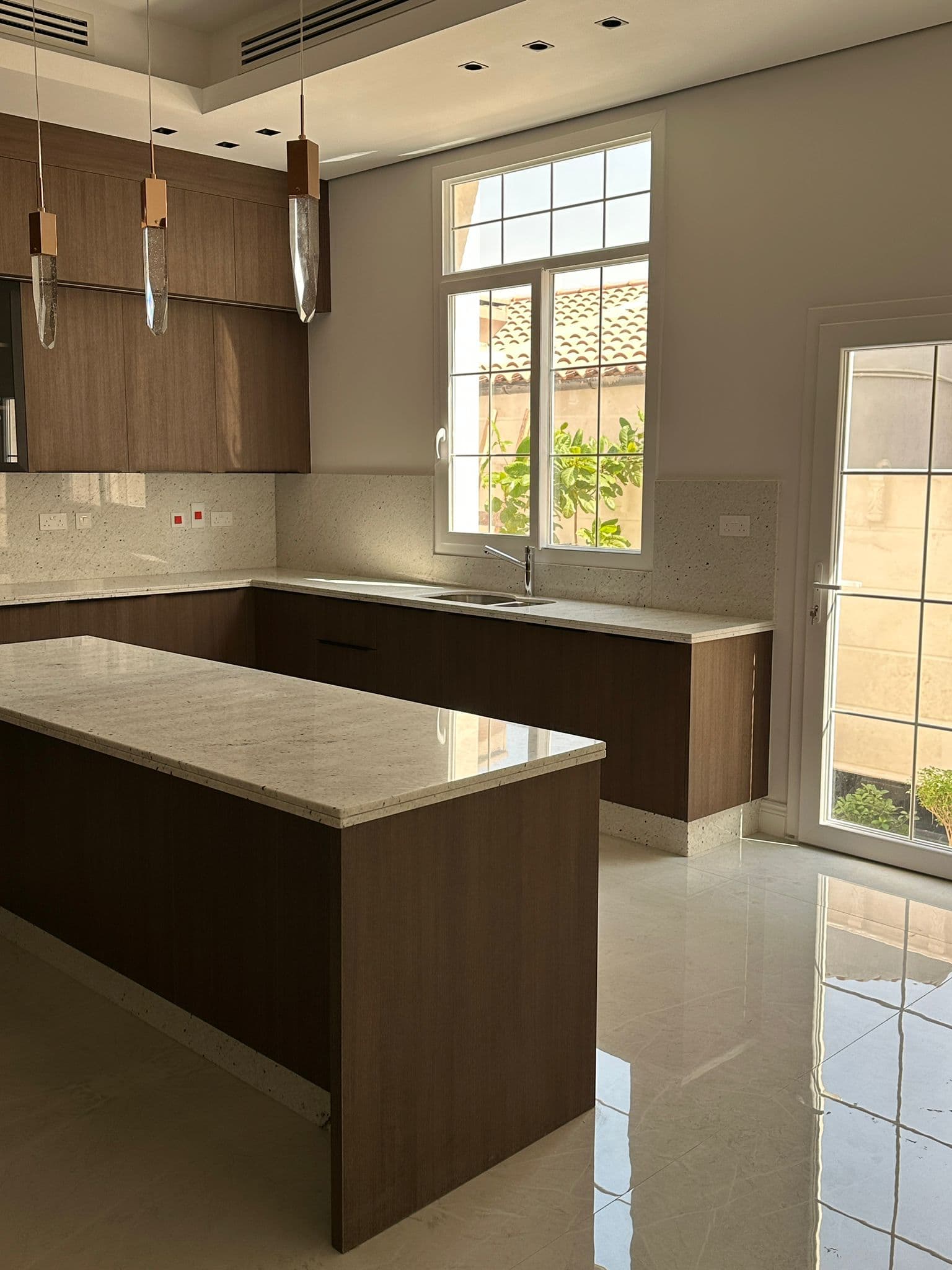 فيلا سكنية 8 غرف نوم للبيع في أبو هامور 