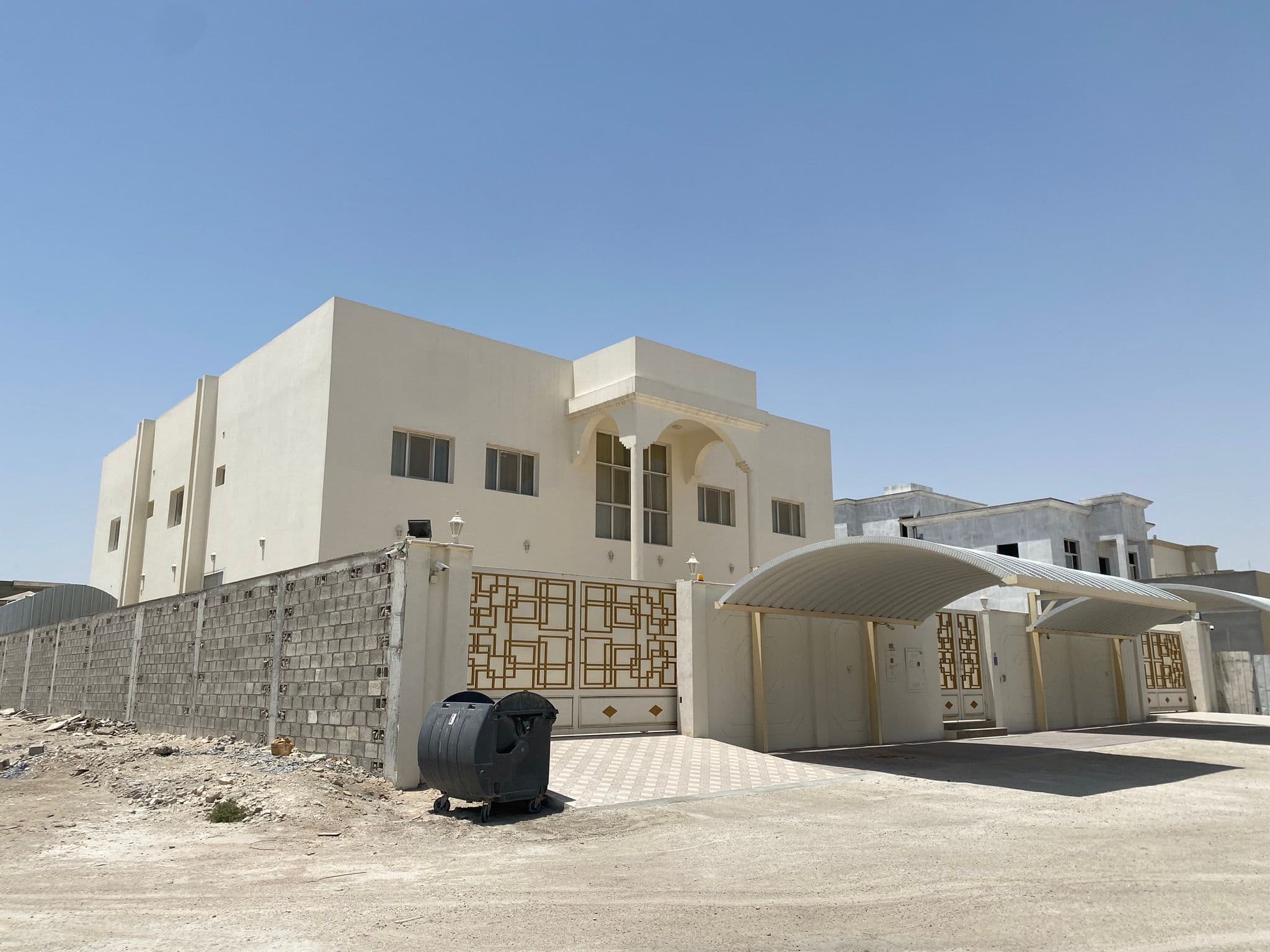 فيلا سكنية 8 غرف نوم للبيع في روضة الحمامة