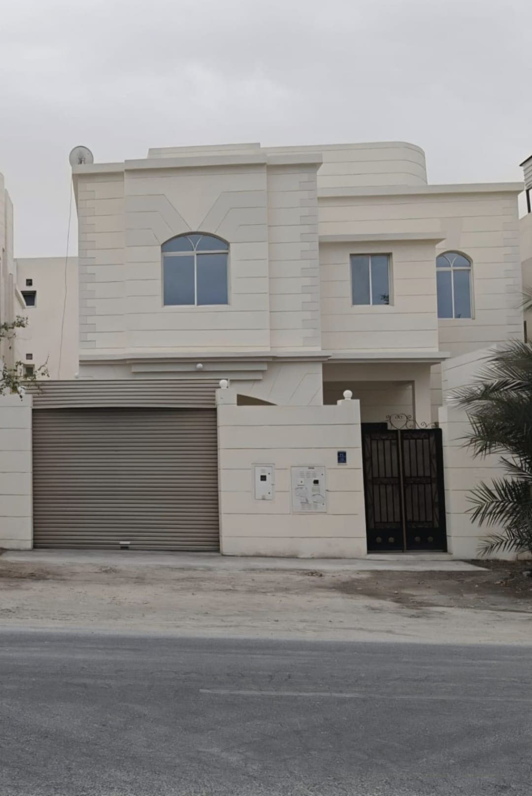 فيلا سكنية 7 غرف نوم للبيع في ام صلال علي