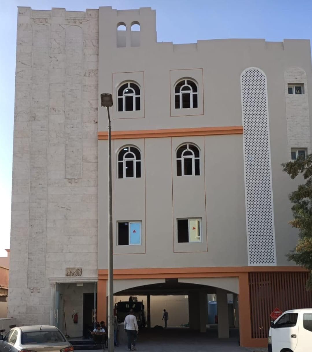 مبنى سكني للبيع