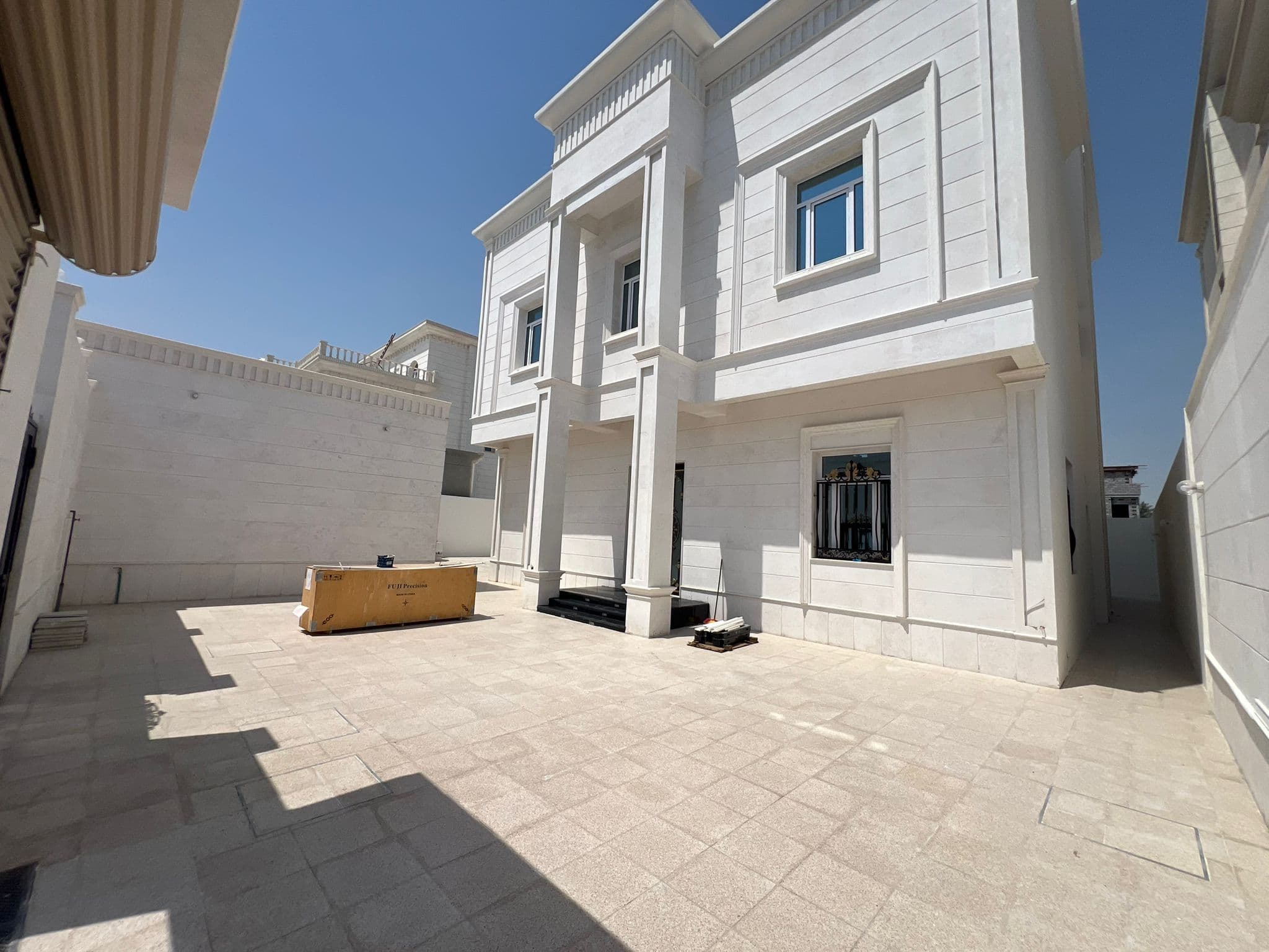 فيلا سكنية 8 غرف نوم للبيع في الوكير