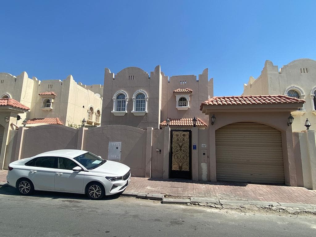 فيلا سكنية 7 غرف نوم للبيع في نعيجة
