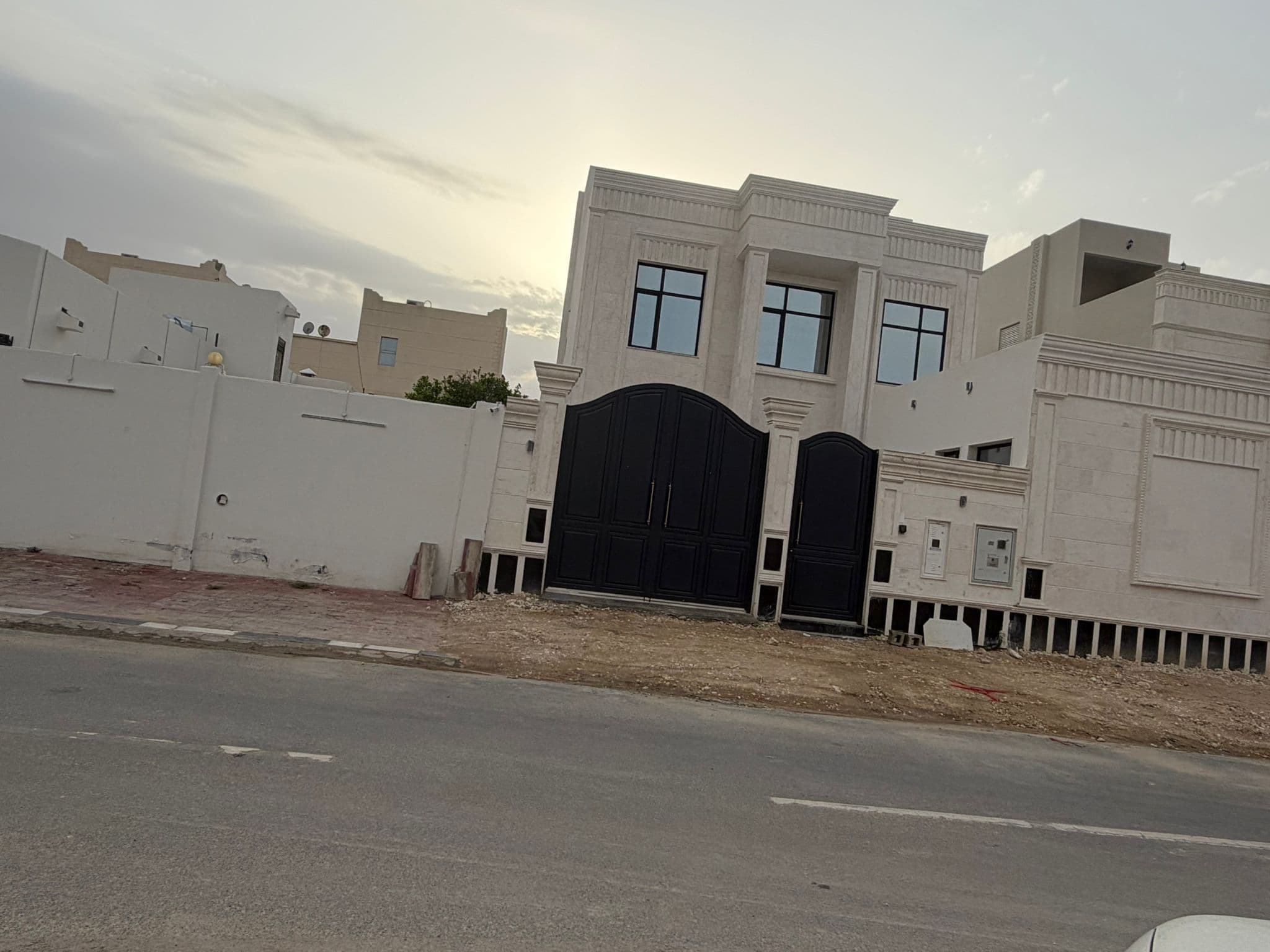 فيلا سكنية 7 غرف نوم للبيع في ام صلال علي