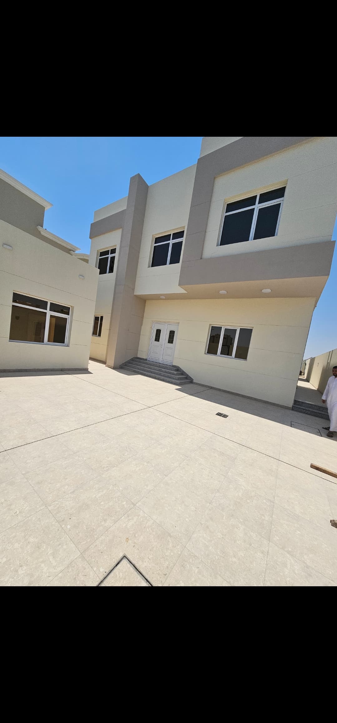 فيلا سكنية 7 غرف نوم للبيع في العب