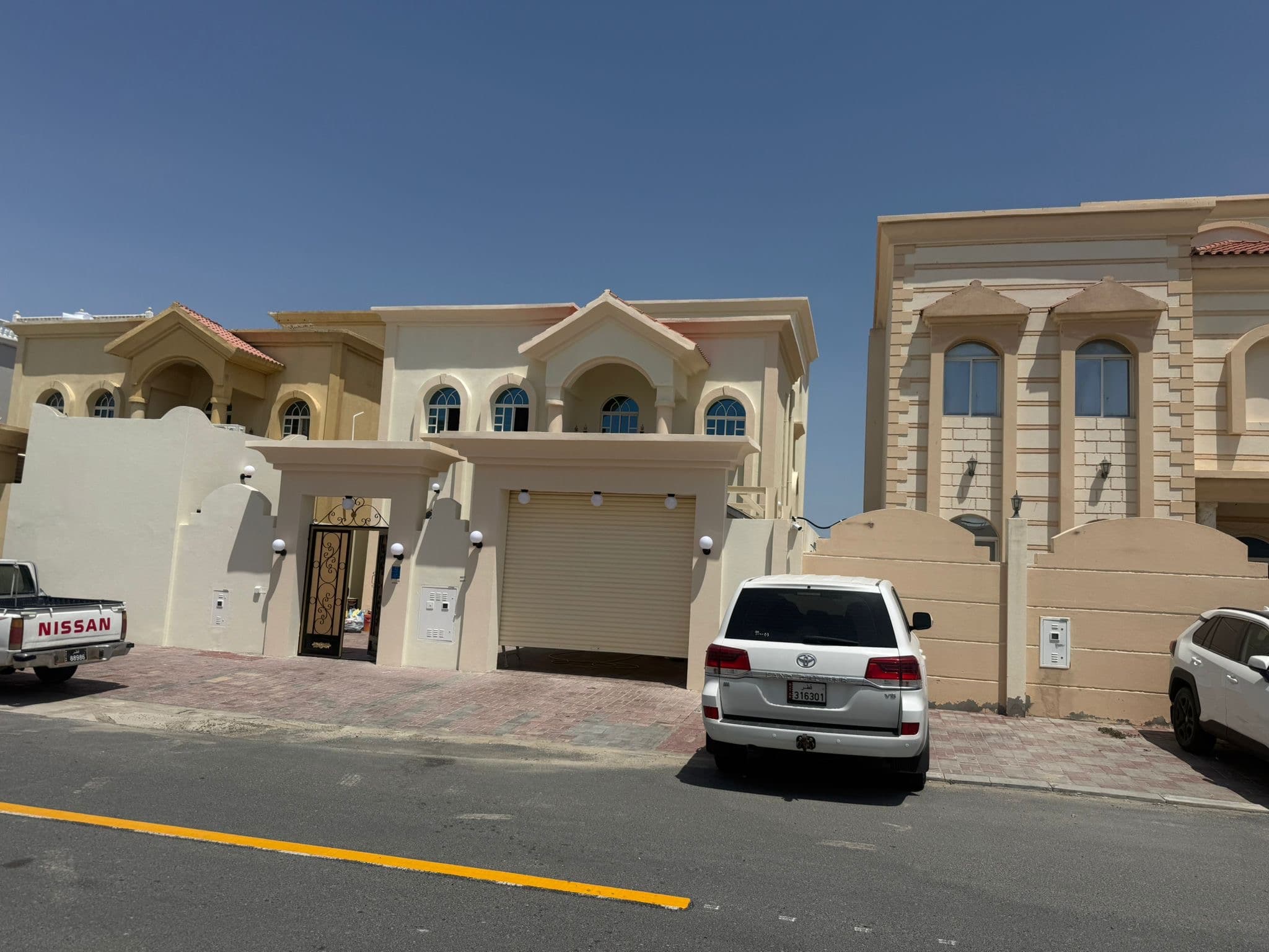 فيلا سكنية 6 غرف نوم للبيع في الصخامة