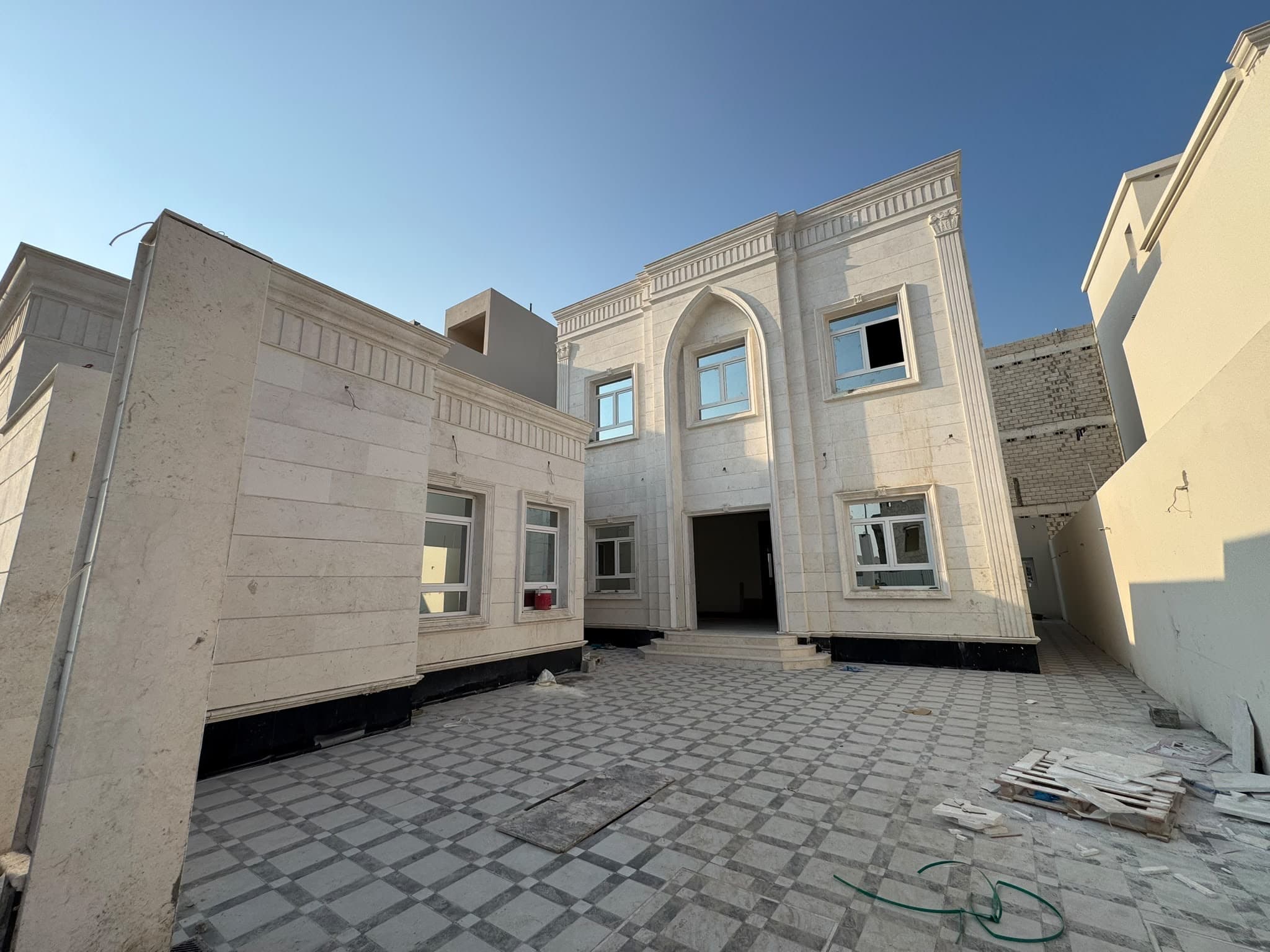 فيلا سكنية 8 غرف نوم للبيع