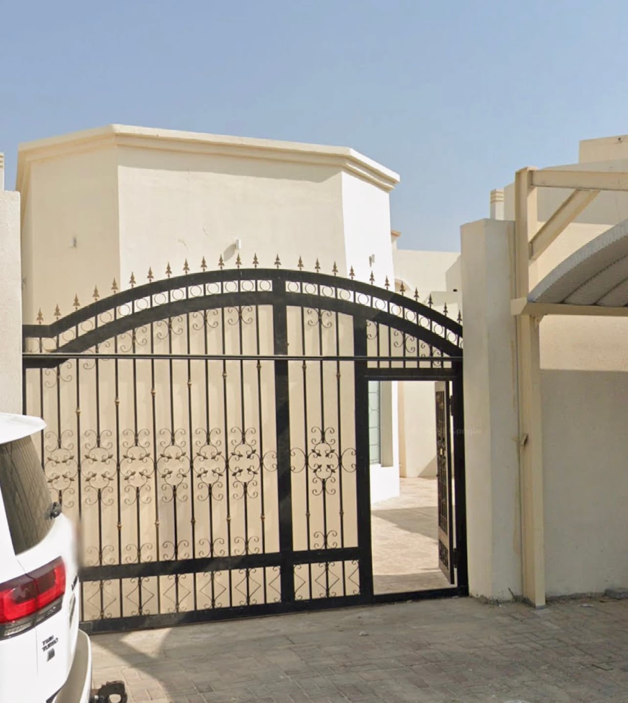 فيلا سكنية 6 غرف نوم للبيع في العزيزية