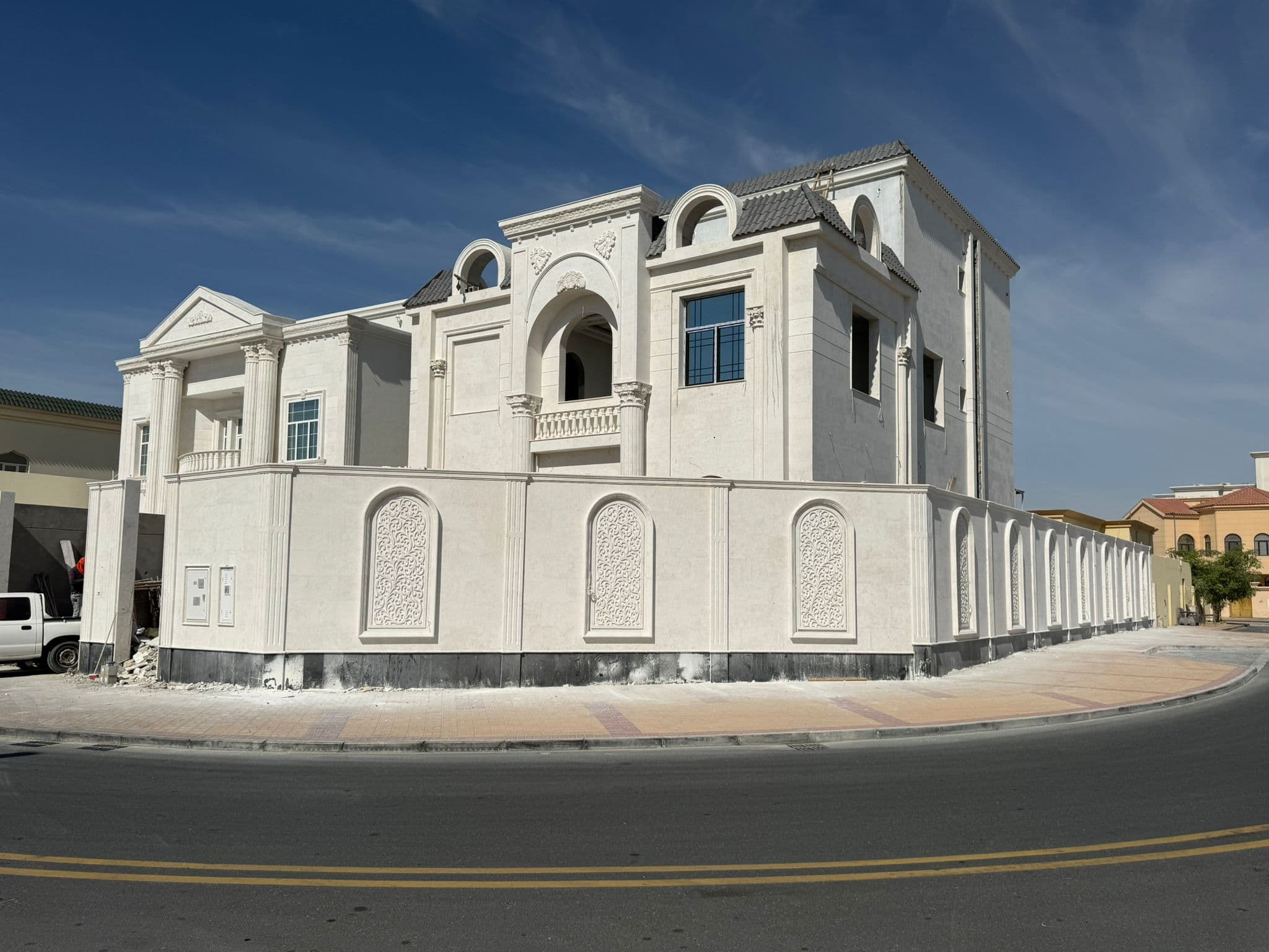 فيلا سكنية 8 غرف نوم للبيع في لعبيب 