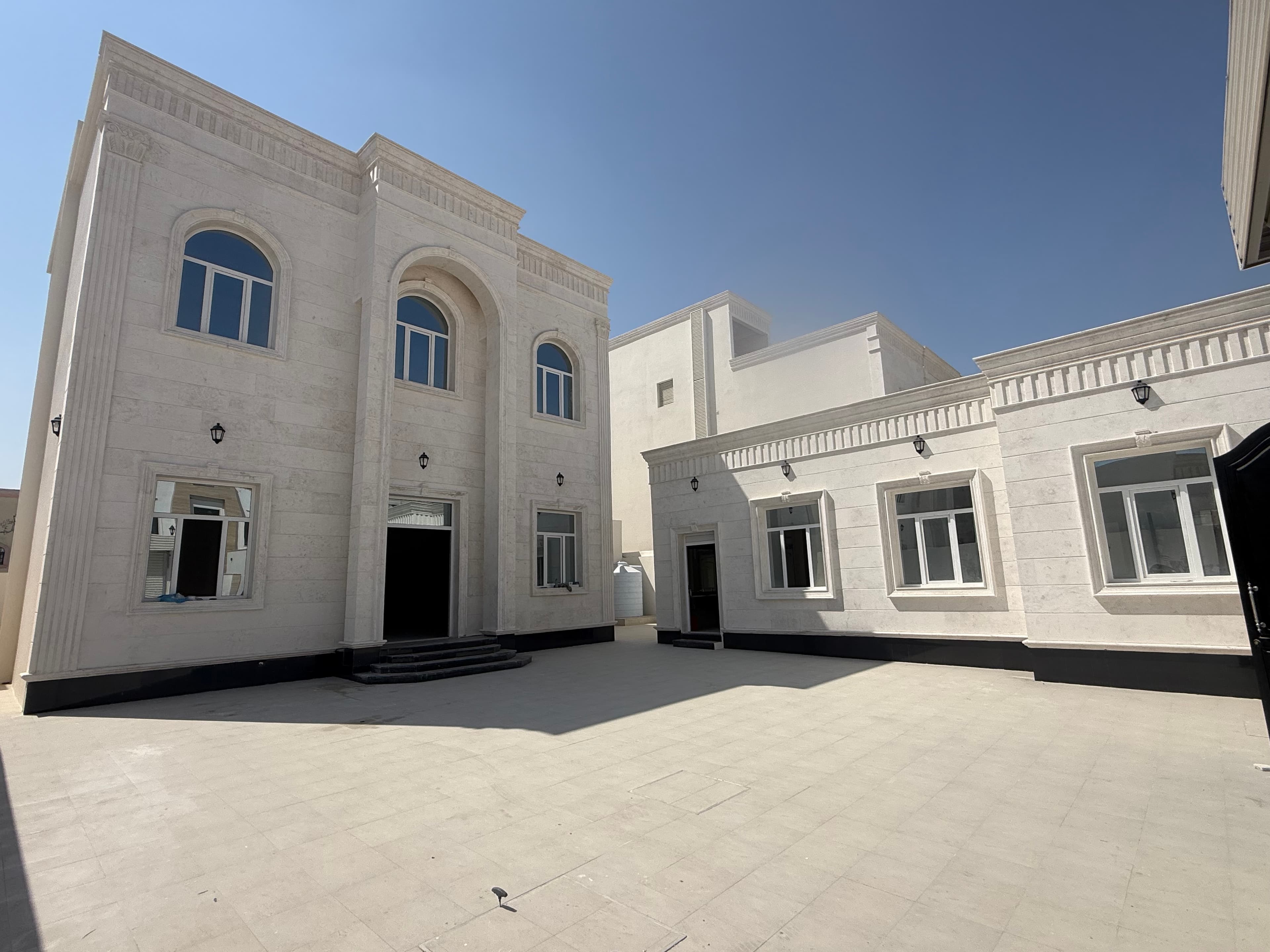 فيلا سكنية 7 غرف نوم للبيع