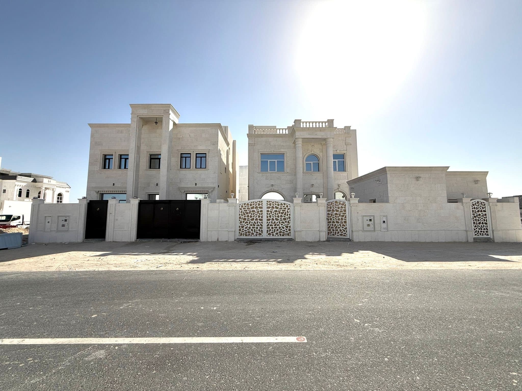 فيلا سكنية 8 غرف نوم للبيع في الصخامة