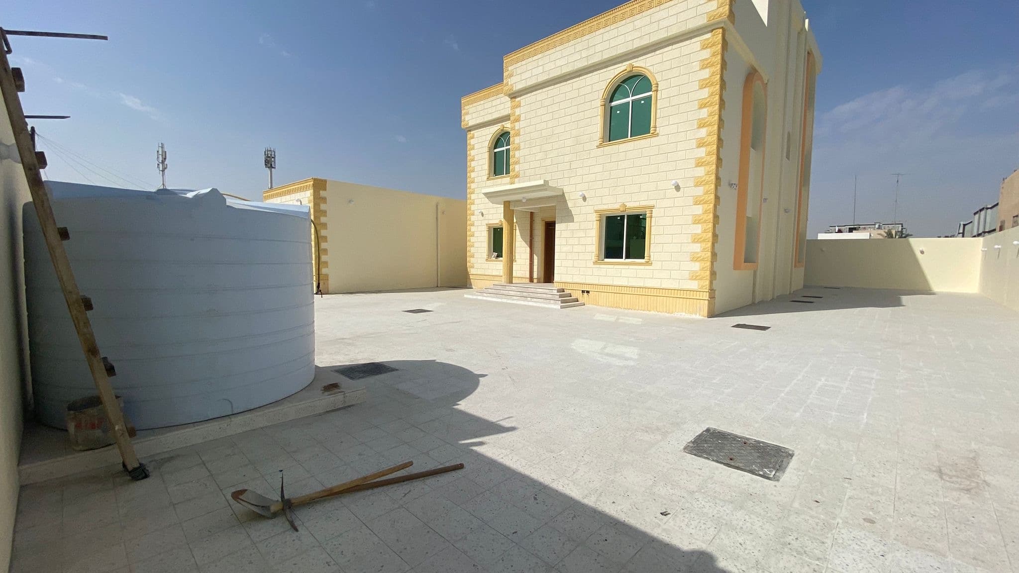 فيلا سكنية 8 غرف نوم للبيع