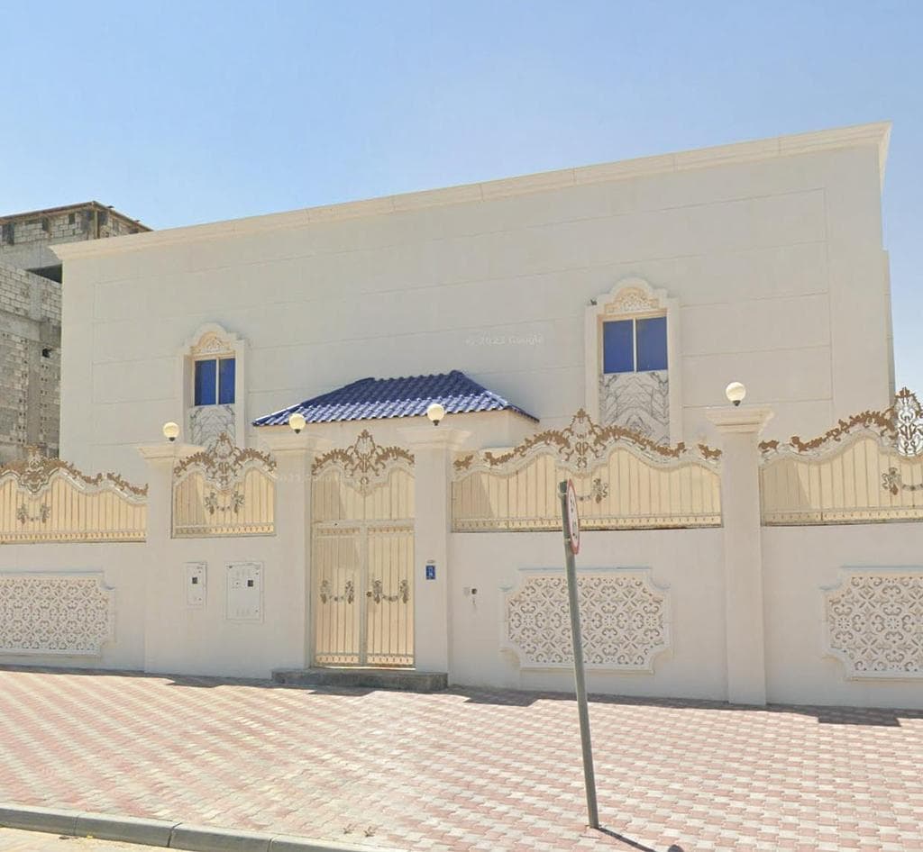 8 Bedroom Residential Villa for Sale in Al Meshaf