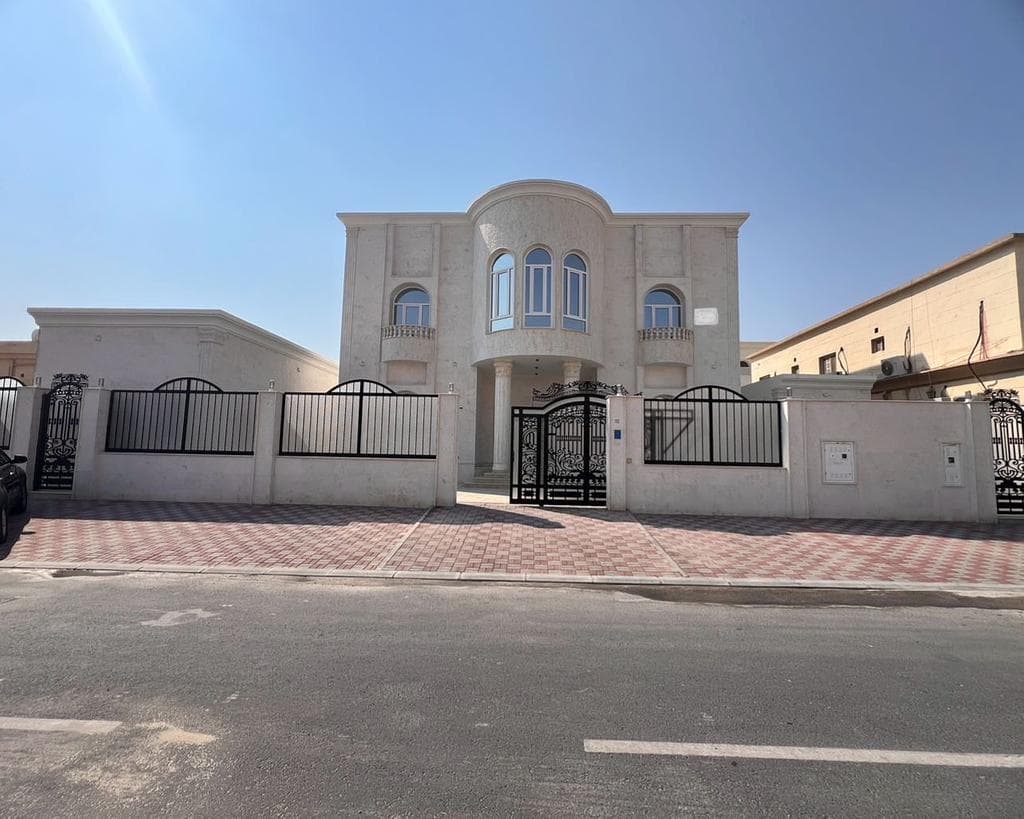 7 Bedroom Residential Villa for Sale in Gharrafat Al Rayyan