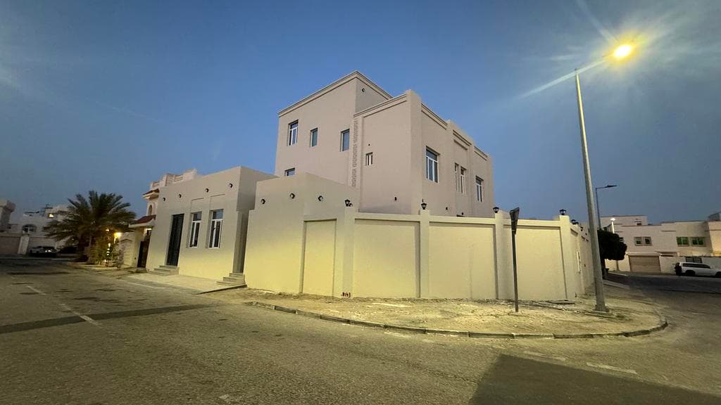 7 Bedroom Residential Villa for Sale in Muraikh