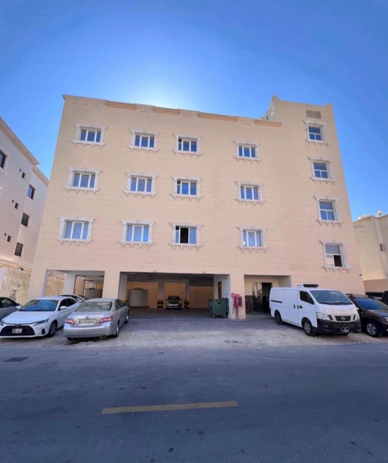 Residential Building for Sale in Old Airport