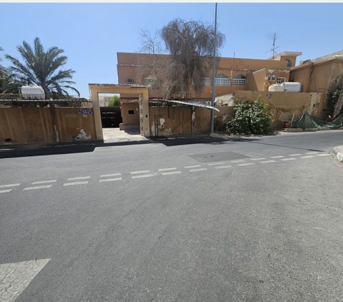 فيلا سكنية 8 غرف نوم للبيع في المطار القديم