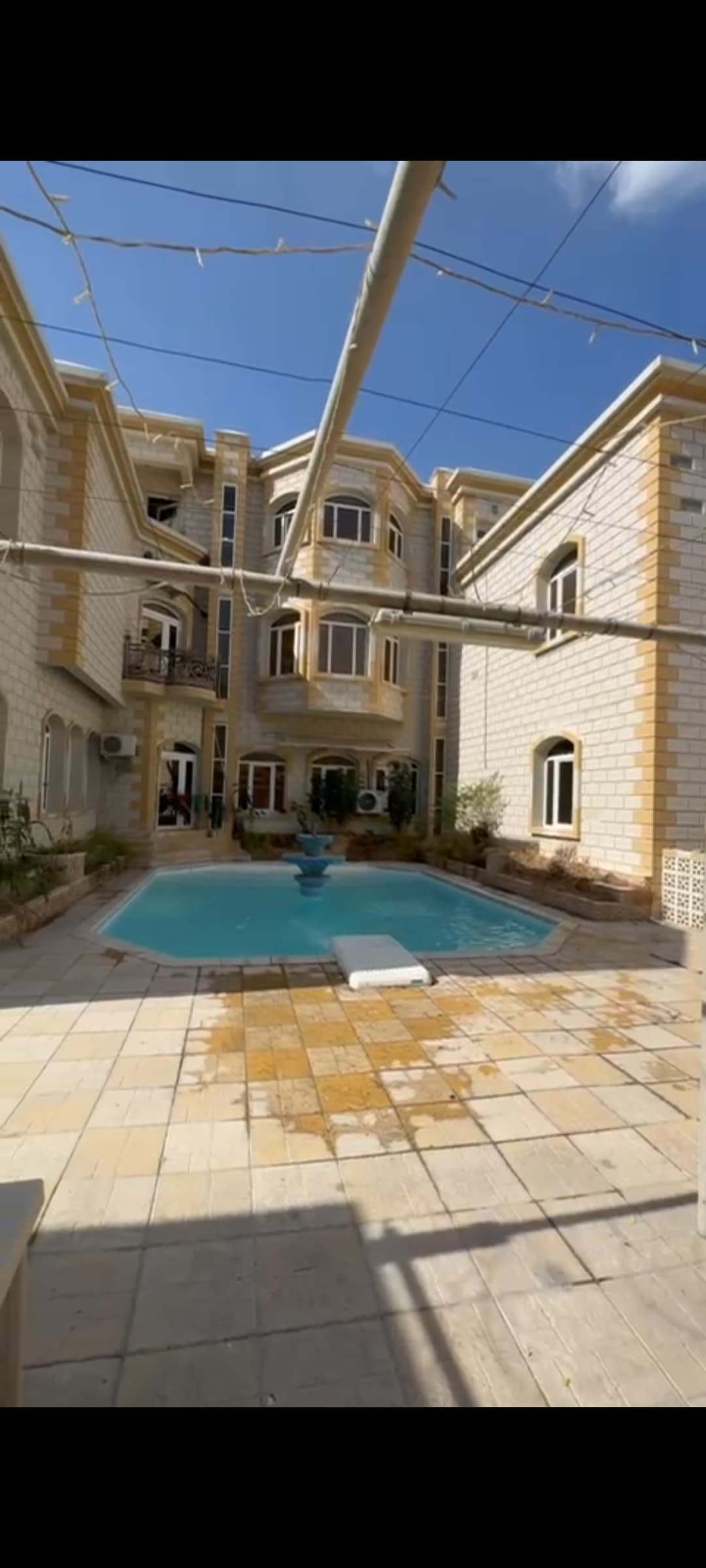 فيلا سكنية 8 غرف نوم للبيع في عنيزة (الخليج الغربي)