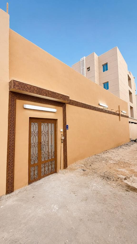 فيلا سكنية 4 غرف نوم للبيع في المطار القديم