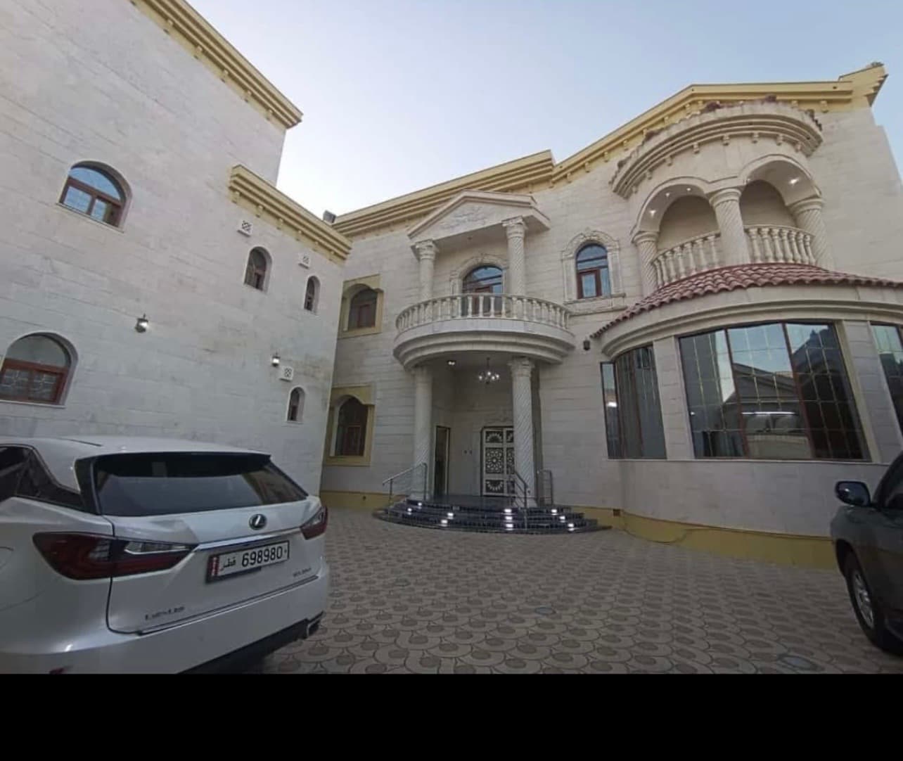 8 Bedroom Residential Villa for Sale