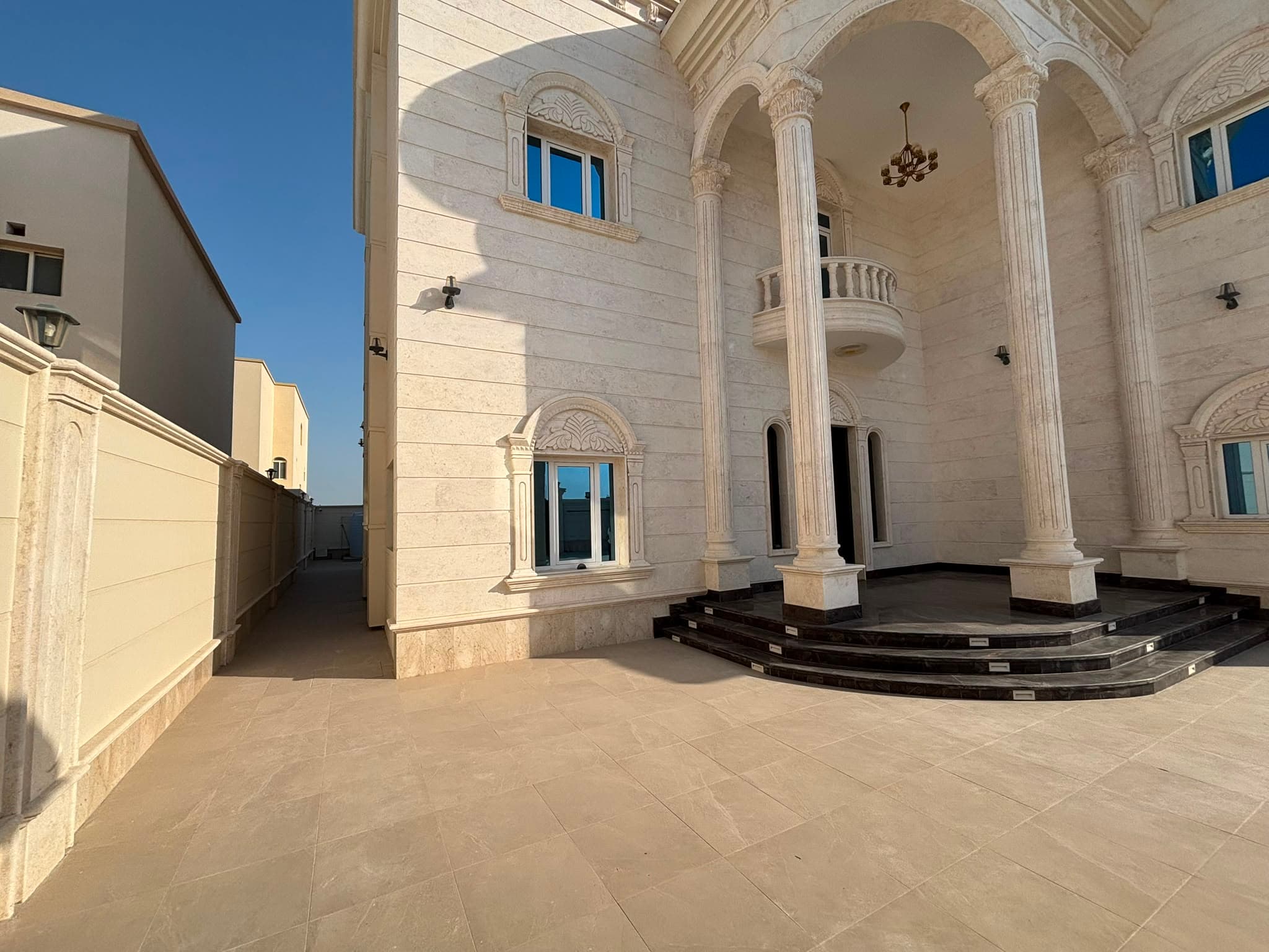 8 Bedroom Residential Villa for Sale in Rawdat Al Hamama