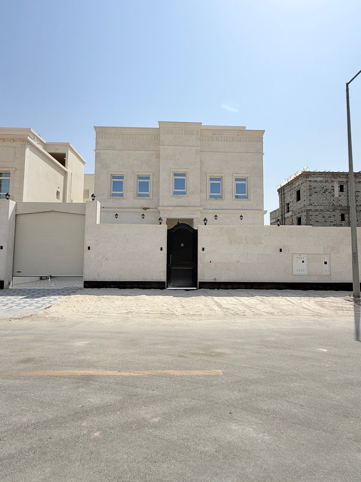 فيلا سكنية 7 غرف نوم للبيع في ام قرن 