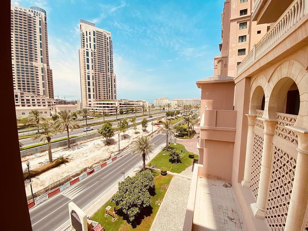 شقة بغرفة نوم واحدة للبيع في بورتو أرابيا (جزيرة اللؤلؤة)
