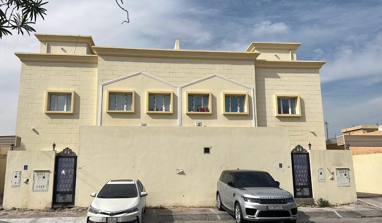 فيلا سكنية 6 غرف نوم للبيع في مدينة خليفة الجنوبية