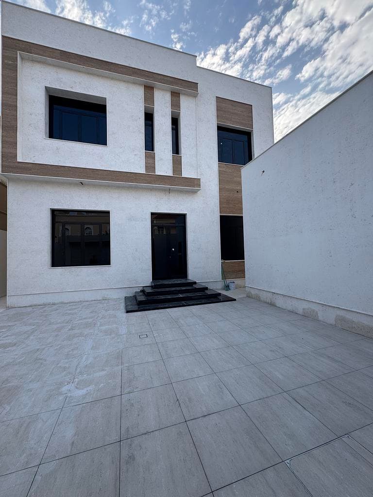 فيلا سكنية 7 غرف نوم للبيع في المطار القديم