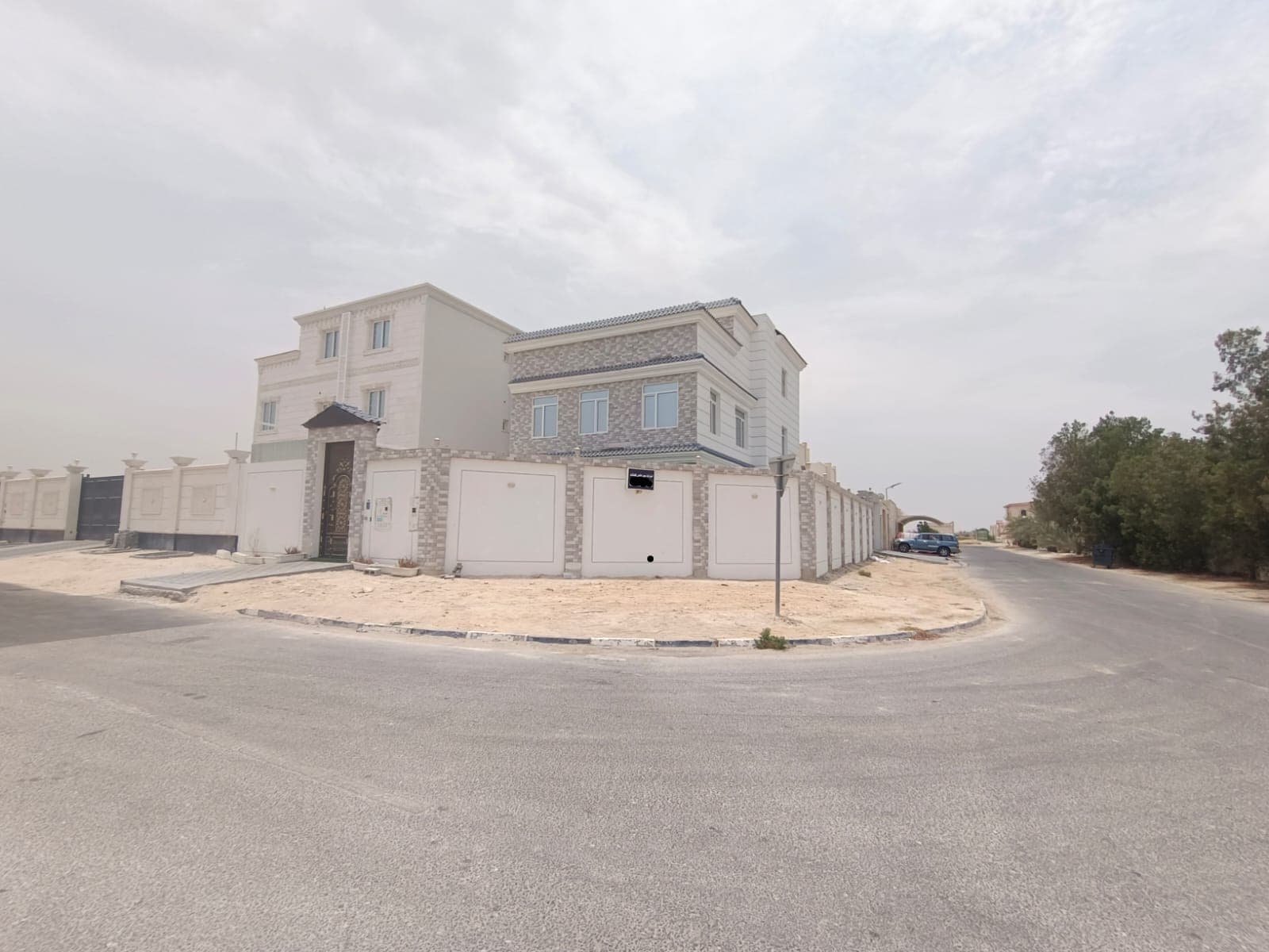 فيلا سكنية 6 غرف نوم للبيع في ام عبيرية