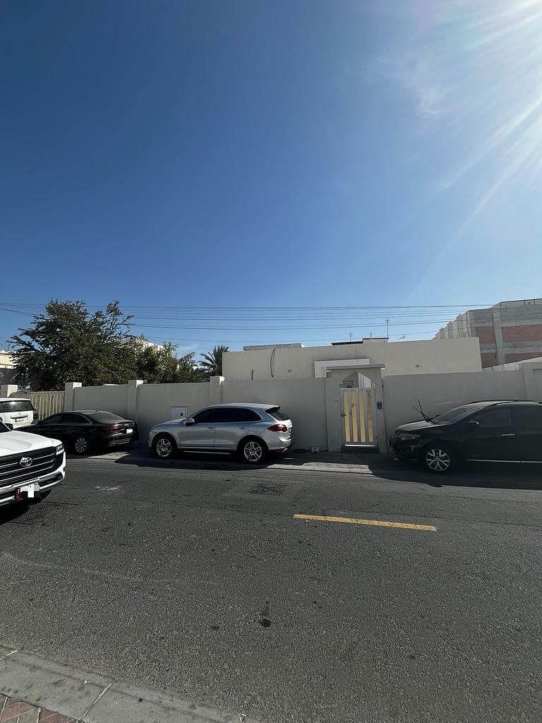 5 Bedroom Residential Villa for Sale in Al Aziziya