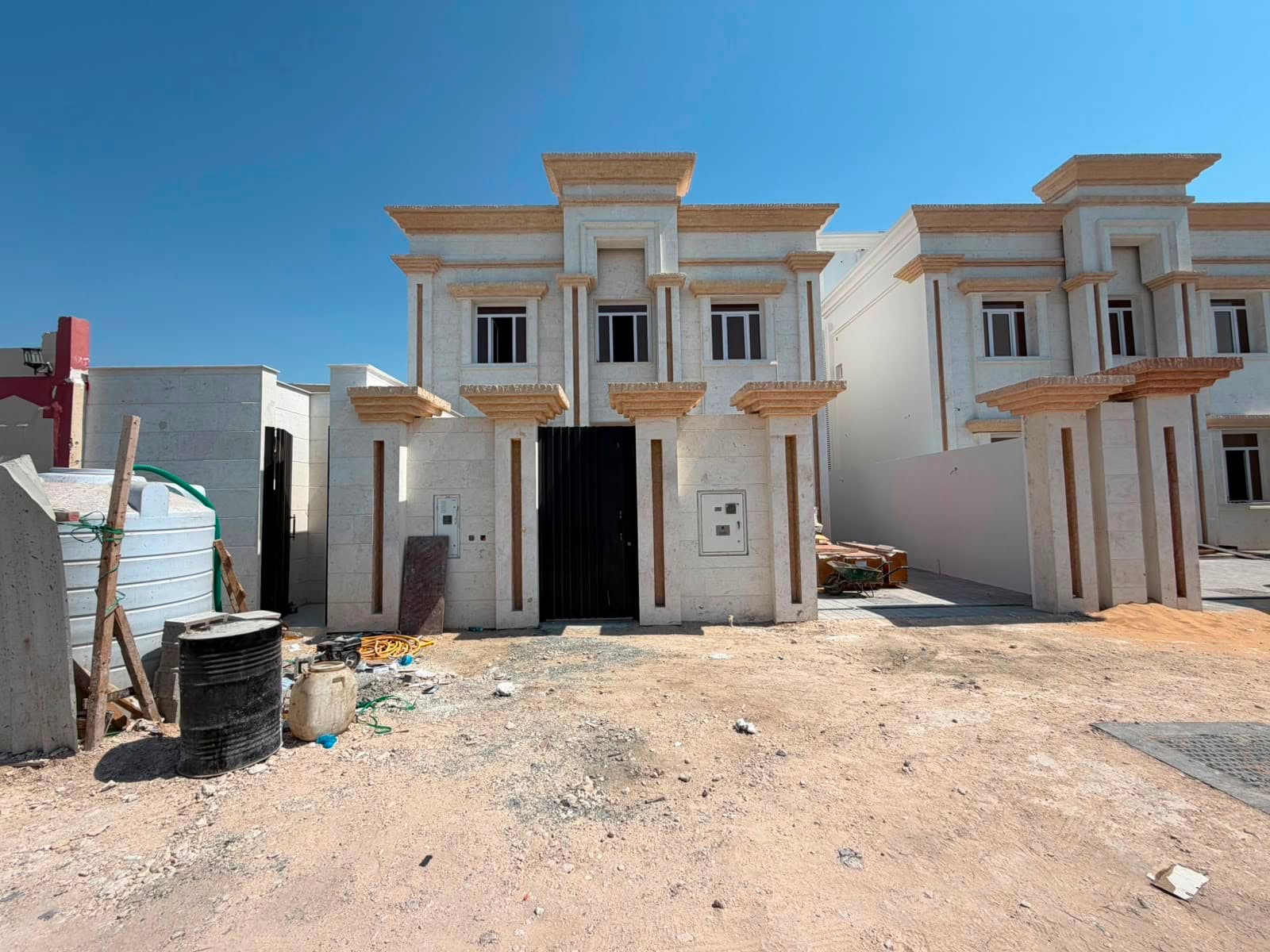 فيلا سكنية 7 غرف نوم للبيع في مدينة خليفة الجنوبية