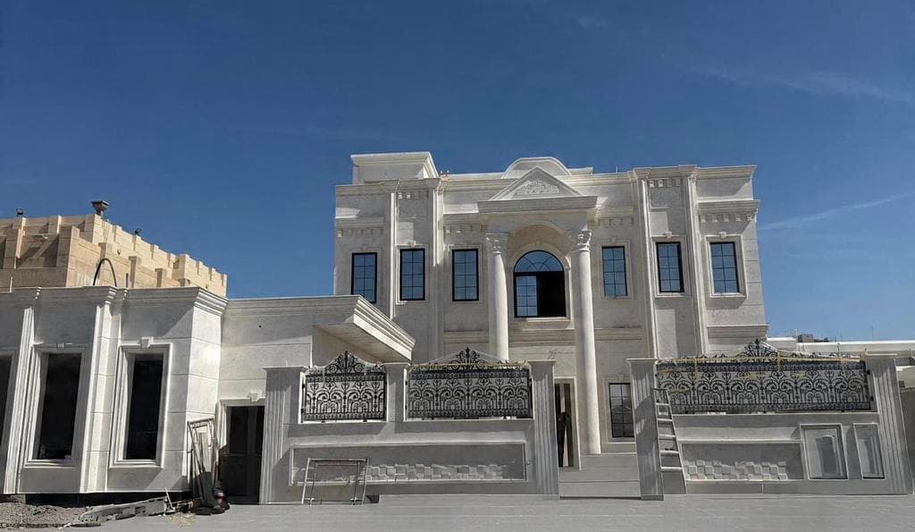 فيلا سكنية 8 غرف نوم للبيع في عنيزة (الخليج الغربي)