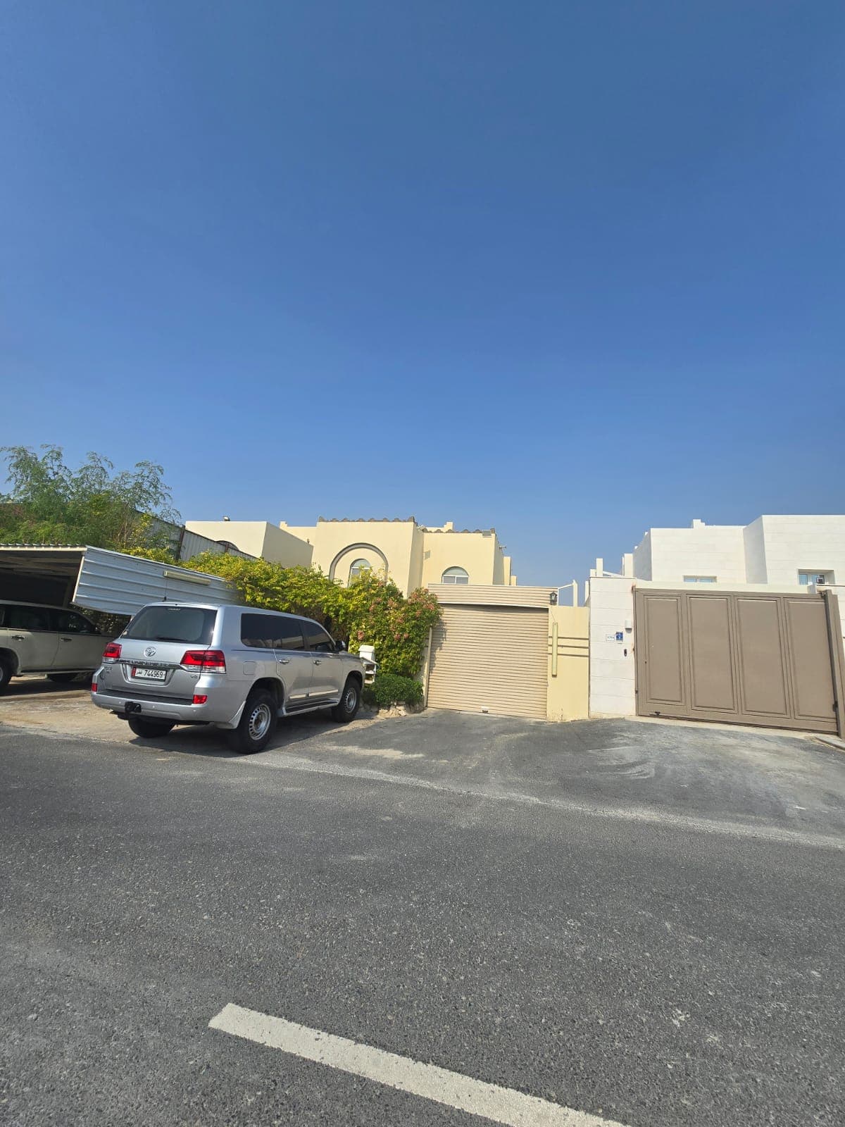 فيلا سكنية 8 غرف نوم للبيع في الخيسة 