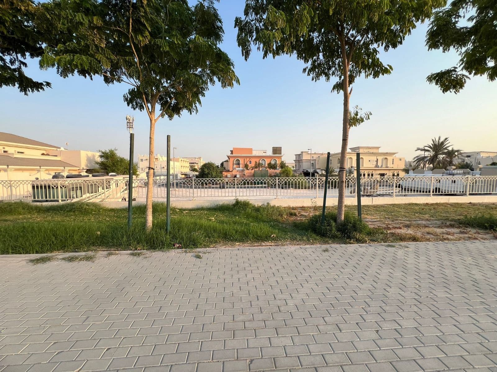 أرض سكنية للبيع