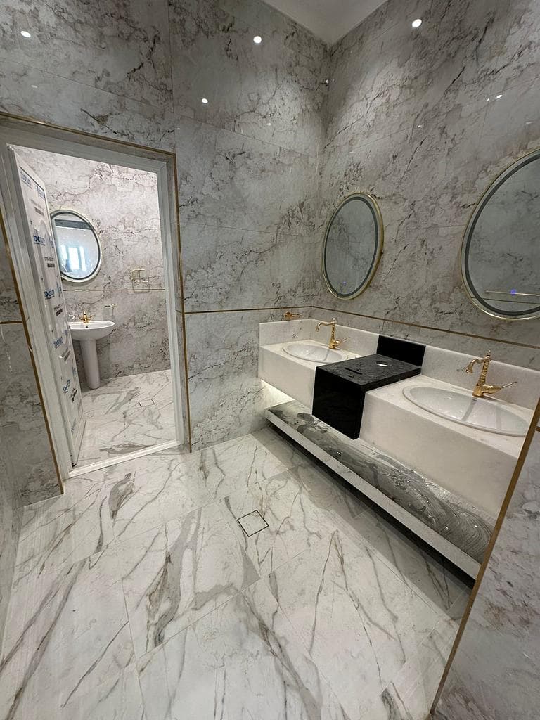 7 Bedroom Residential Villa for Sale in Izghawa
