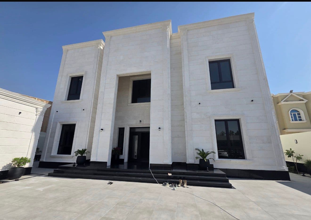 فيلا سكنية 8 غرف نوم للبيع في ام قرن 