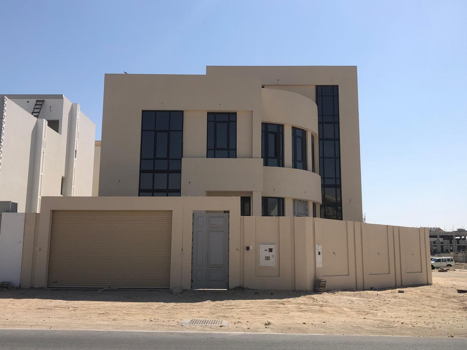 8 Bedroom Residential Villa for Sale in Nuaija