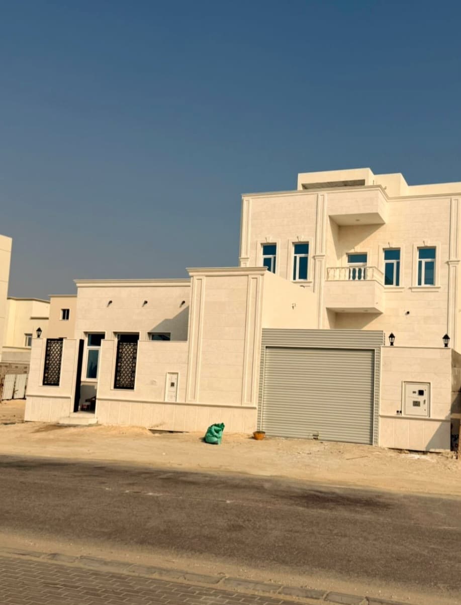 فيلا سكنية 7 غرف نوم للبيع في الصخامة