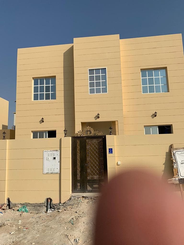 فيلا سكنية 7 غرف نوم للبيع في ام قرن 