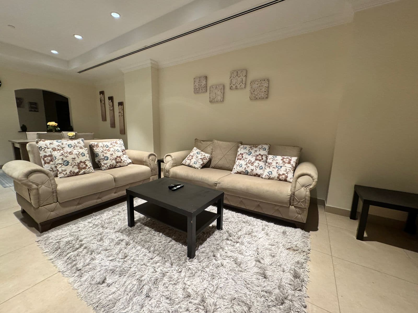 1 Bedroom Apartment for Sale in Porto Arabia (The Pearl Island)
