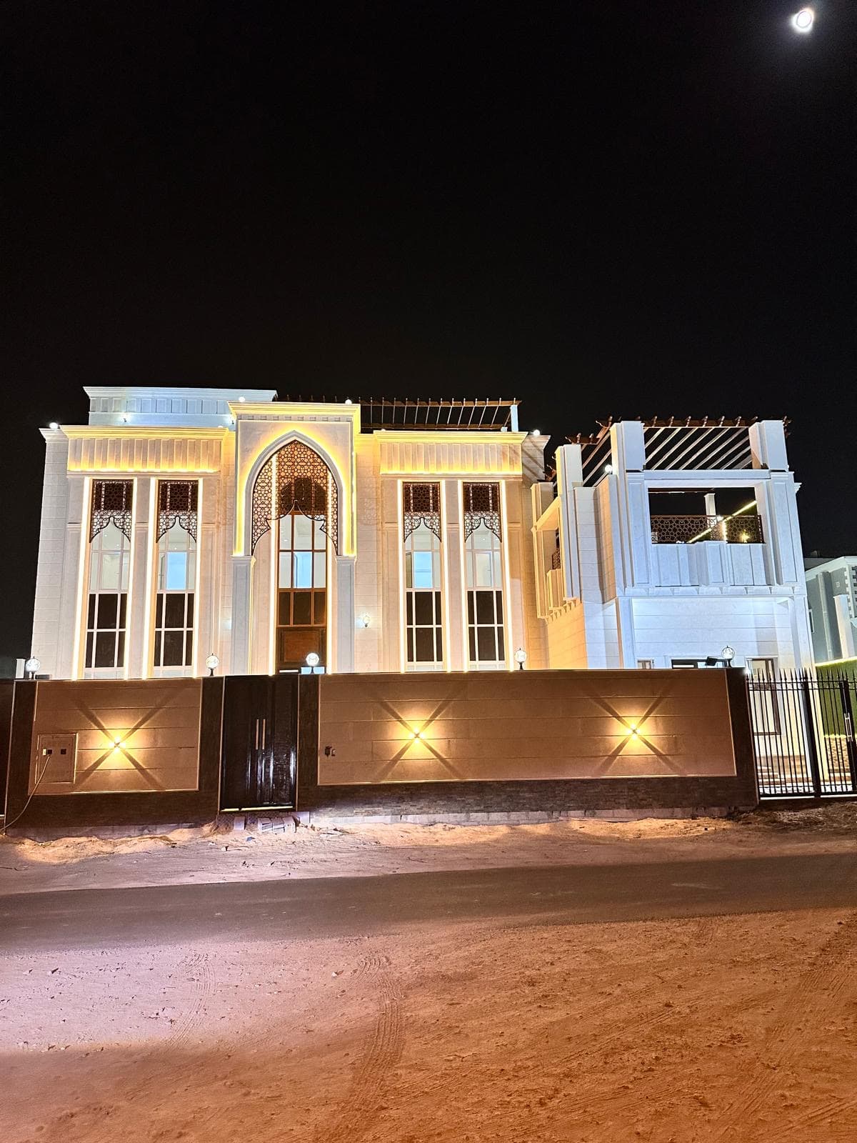 فيلا سكنية 8 غرف نوم للبيع في الثميد