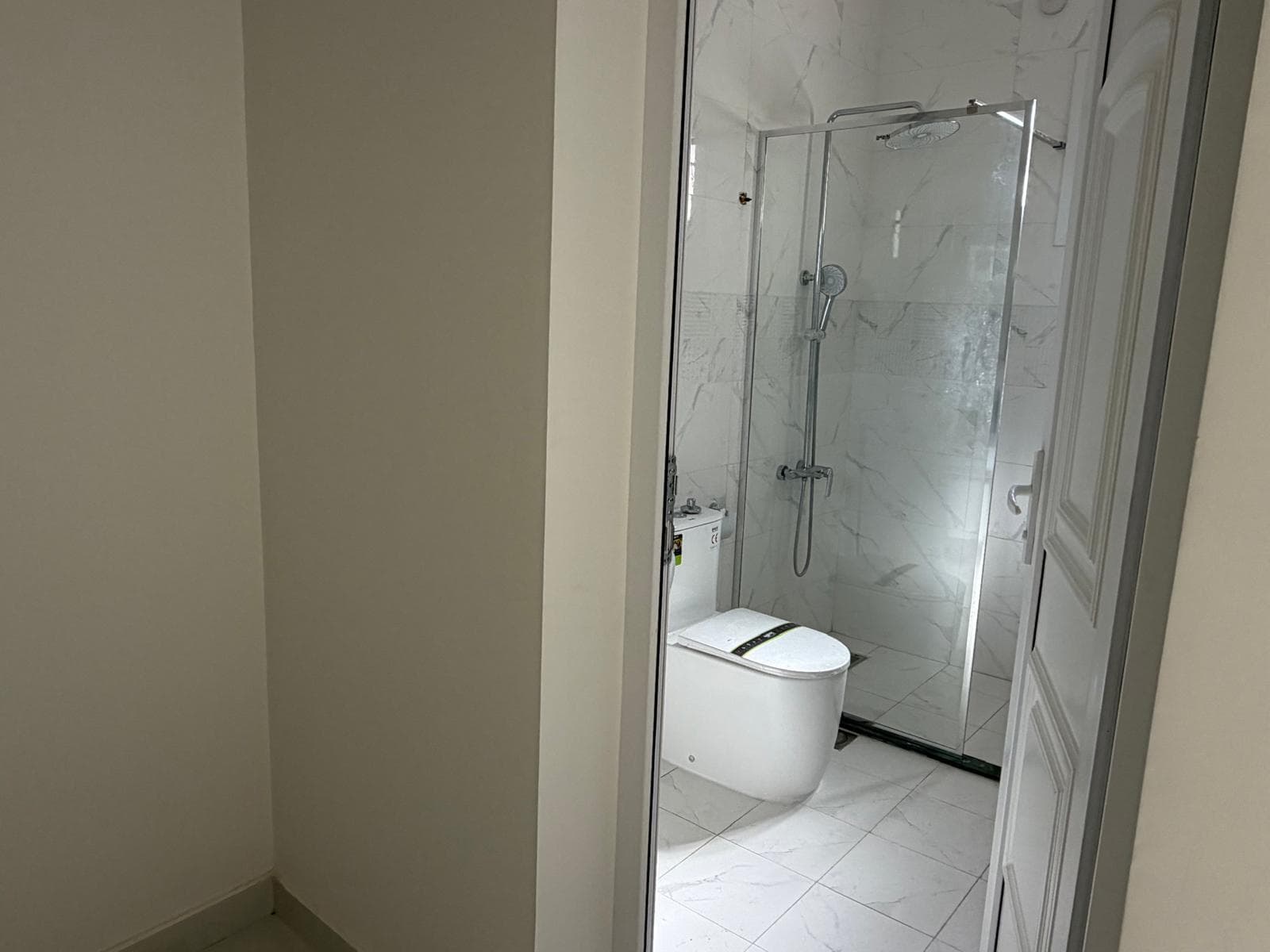 فيلا سكنية 8 غرف نوم للبيع في الوكرة