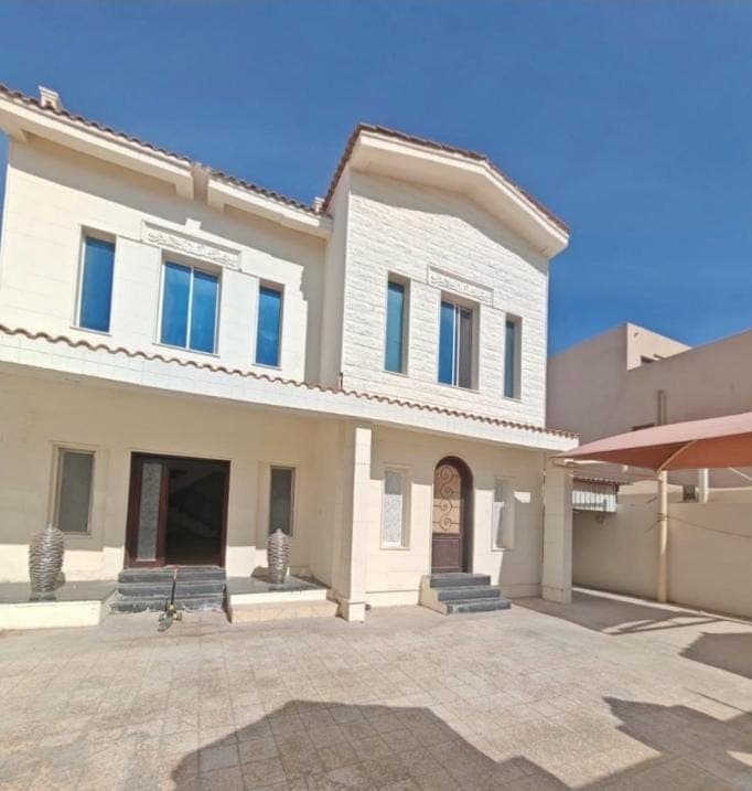 6 Bedroom Residential Villa for Sale in Al Kharaitiyat