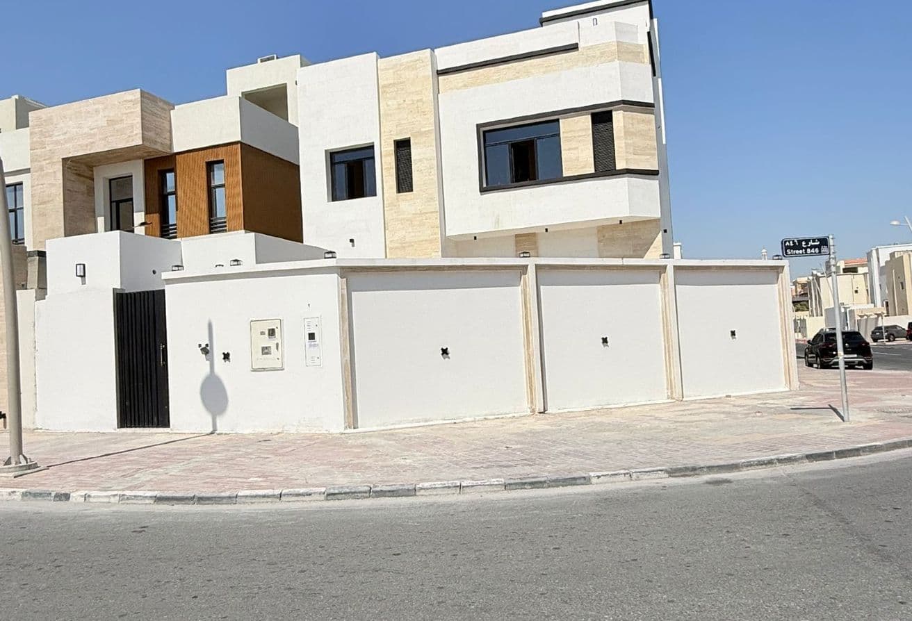 8 Bedroom Residential Villa for Sale